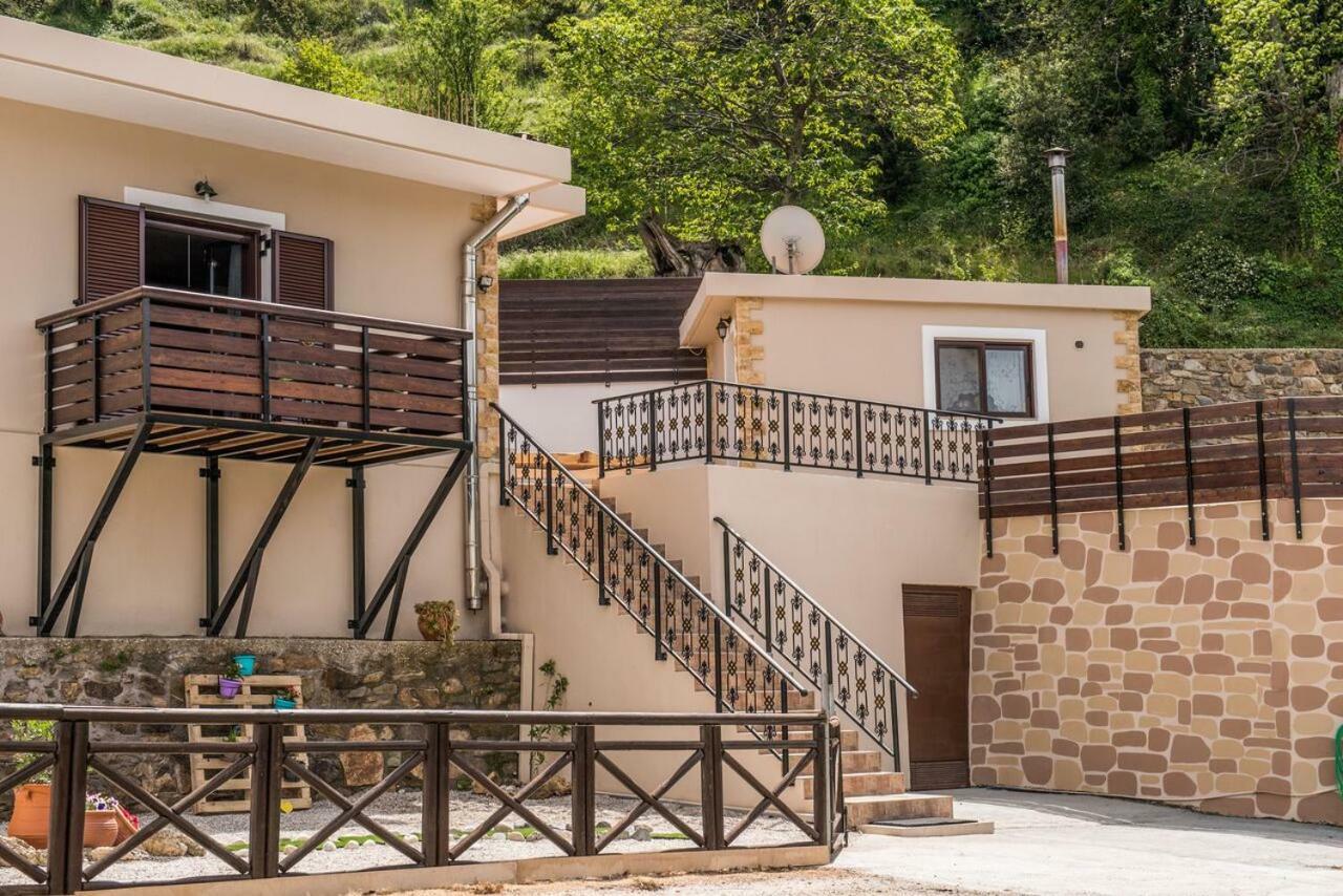 Marika Traditional Home Élos エクステリア 写真